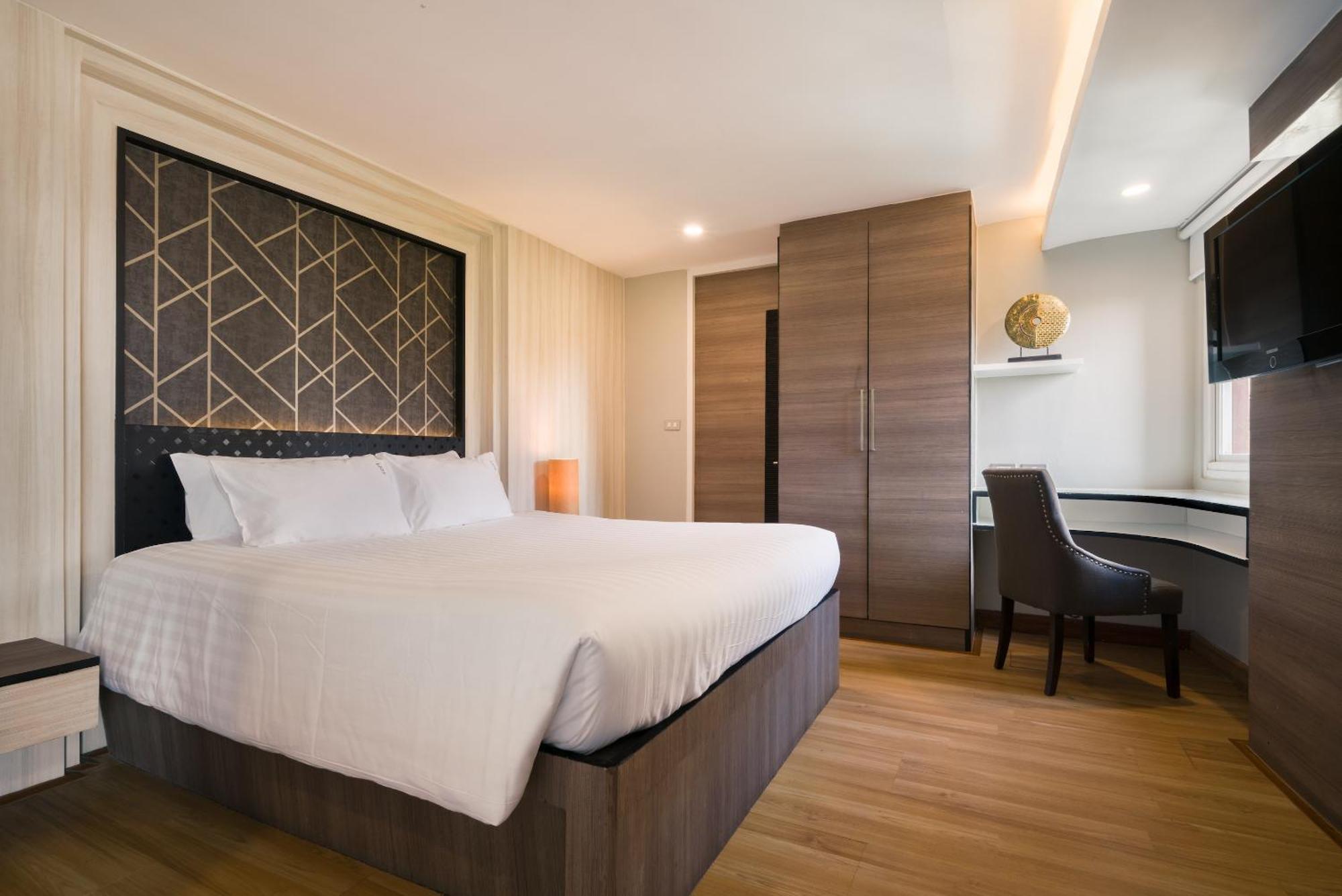 Aspira Suites Sukhumvit 20 Бангкок Екстер'єр фото